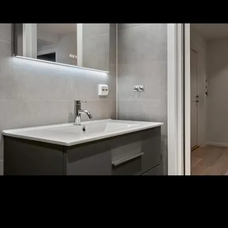 Apartment Ny Og Moderne *